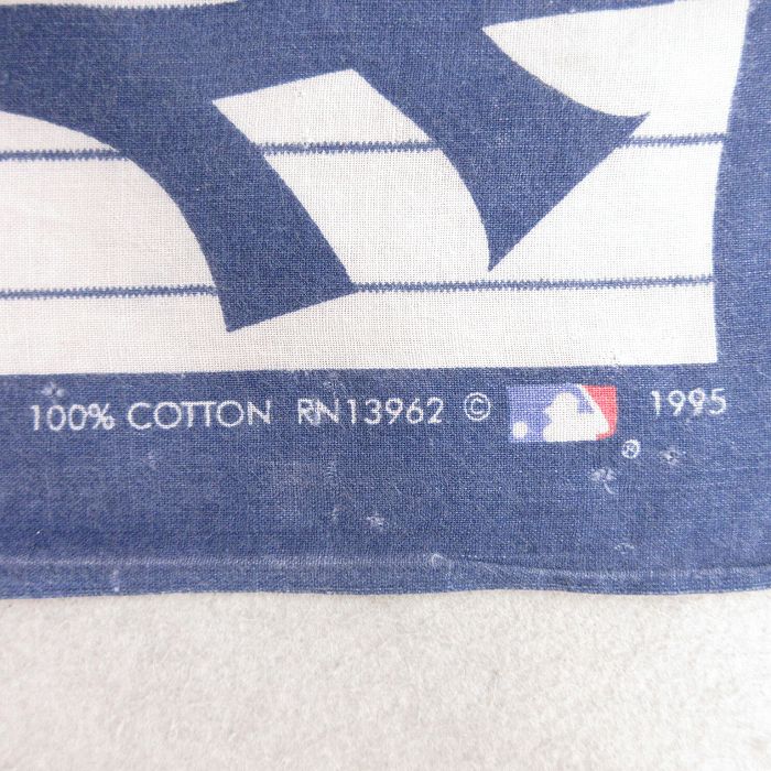 古着通販 中古 バンダナ 90年代 90s MLB ニューヨークヤンキース コットン 紺 メジャーリーグ ベースボール 野球