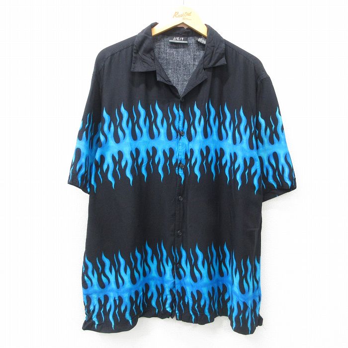 【商品番号】 shrs25032115 【商品名】 XL & starf;古着 半袖 シャツ メンズ ファイヤーパターン レーヨン 開襟 オープンカラー 黒他【spe】 【メンズ参考サイズ】 